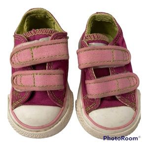 Baby girl converse